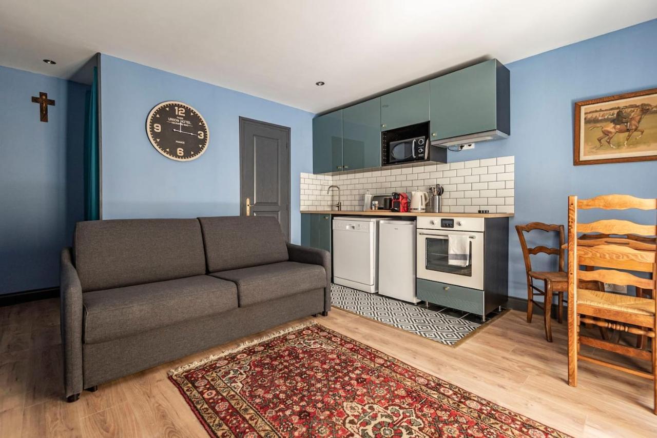 Suites Du General Leclerc Реймс Экстерьер фото
