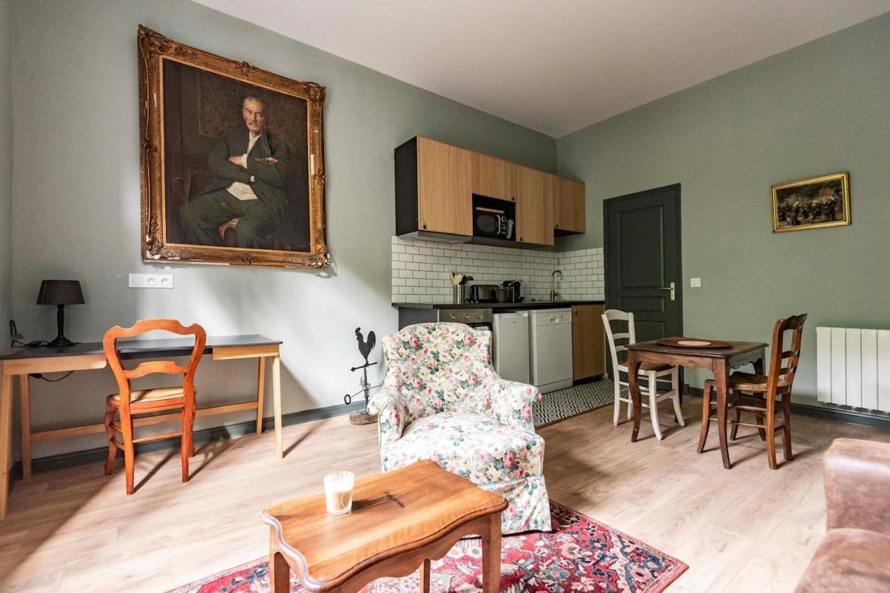Suites Du General Leclerc Реймс Экстерьер фото