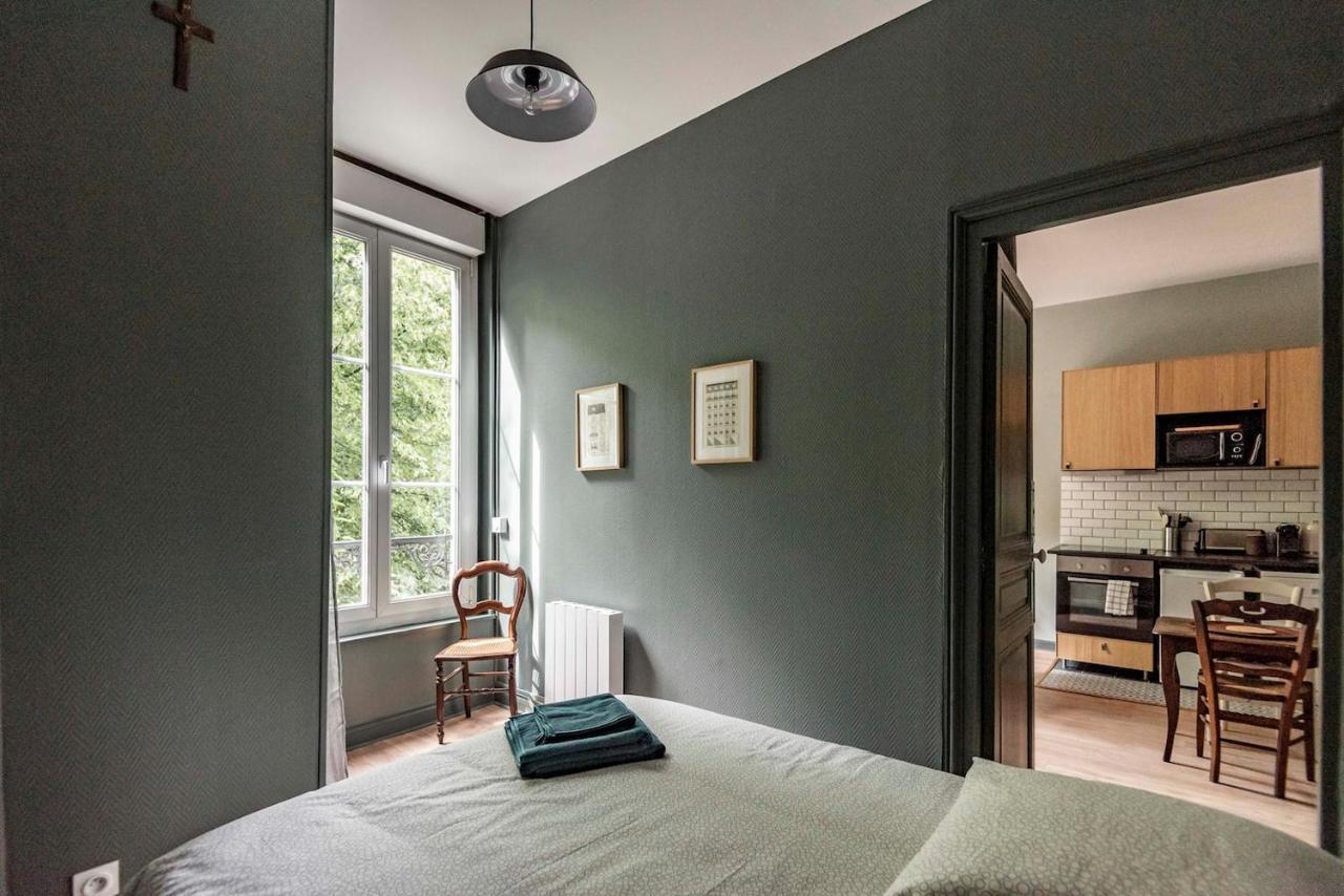 Suites Du General Leclerc Реймс Экстерьер фото